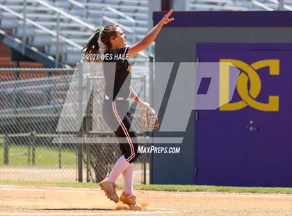 Thumbnail 1 in Germantown vs. Dyersburg photogallery.