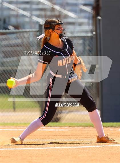 Thumbnail 3 in Germantown vs. Dyersburg photogallery.