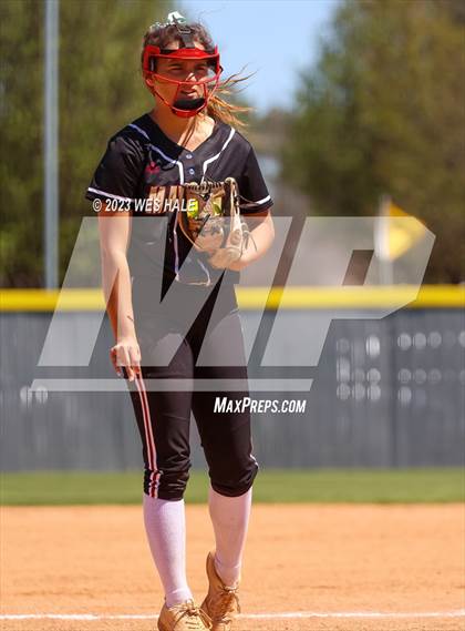 Thumbnail 2 in Germantown vs. Dyersburg photogallery.