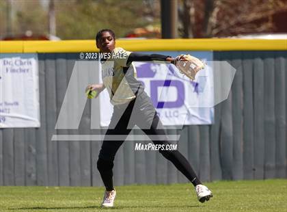 Thumbnail 1 in Germantown vs. Dyersburg photogallery.