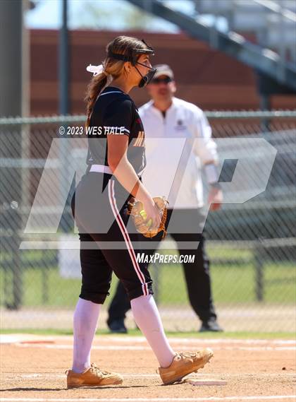 Thumbnail 3 in Germantown vs. Dyersburg photogallery.