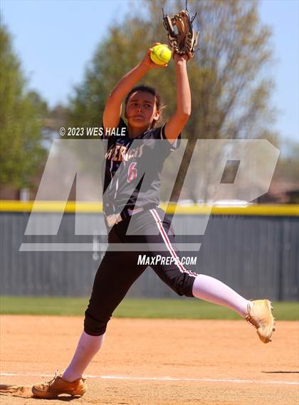 Thumbnail 3 in Germantown vs. Dyersburg photogallery.
