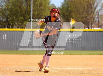 Thumbnail 2 in Germantown vs. Dyersburg photogallery.