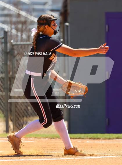 Thumbnail 2 in Germantown vs. Dyersburg photogallery.