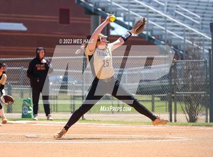 Thumbnail 2 in Germantown vs. Dyersburg photogallery.