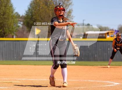 Thumbnail 2 in Germantown vs. Dyersburg photogallery.