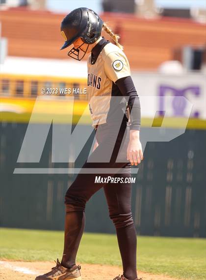 Thumbnail 1 in Germantown vs. Dyersburg photogallery.