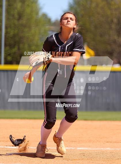 Thumbnail 2 in Germantown vs. Dyersburg photogallery.
