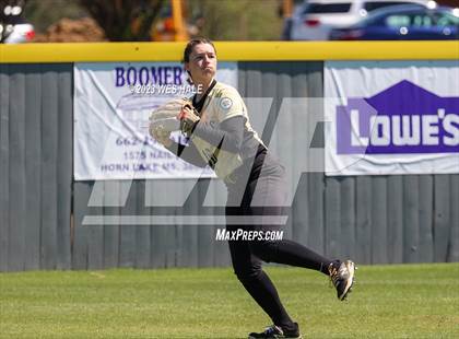 Thumbnail 3 in Germantown vs. Dyersburg photogallery.