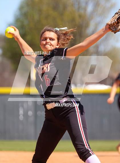 Thumbnail 1 in Germantown vs. Dyersburg photogallery.