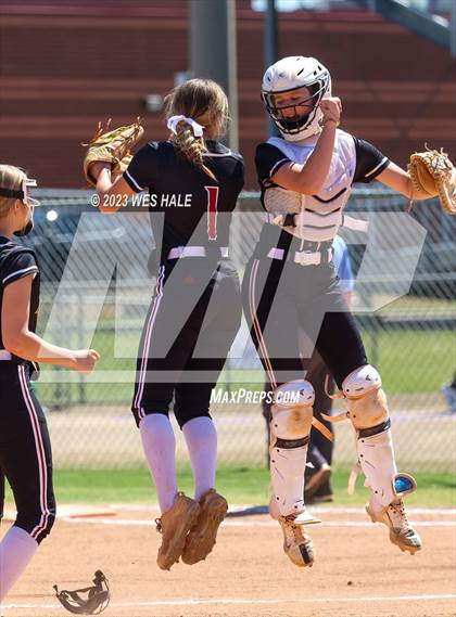 Thumbnail 1 in Germantown vs. Dyersburg photogallery.