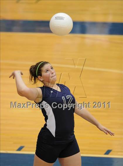 Thumbnail 3 in Caledonia-Mumford @ Haverling photogallery.