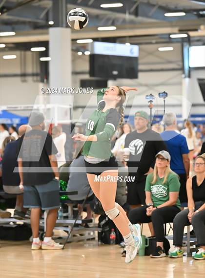 Thumbnail 1 in Sunnyslope vs. Marymount (Nike TOC Southwest) photogallery.