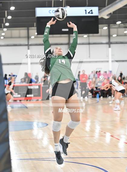 Thumbnail 1 in Sunnyslope vs. Marymount (Nike TOC Southwest) photogallery.