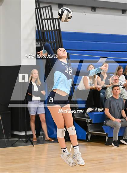 Thumbnail 1 in Sunnyslope vs. Marymount (Nike TOC Southwest) photogallery.