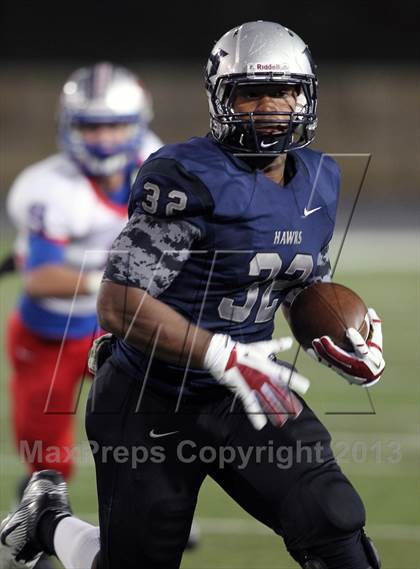 Thumbnail 3 in Hendrickson vs. Westlake (UIL 5A Bi-District Playoff) photogallery.