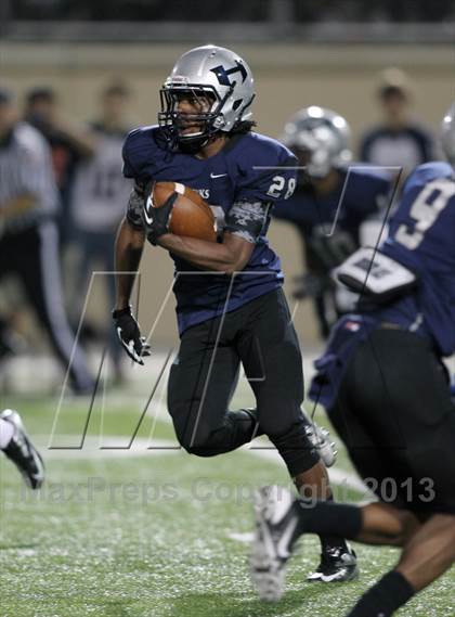 Thumbnail 3 in Hendrickson vs. Westlake (UIL 5A Bi-District Playoff) photogallery.