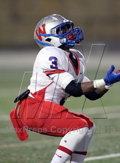 Thumbnail 1 in Hendrickson vs. Westlake (UIL 5A Bi-District Playoff) photogallery.