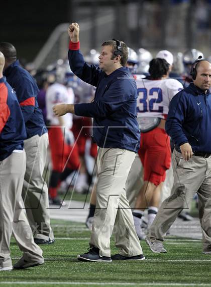 Thumbnail 1 in Hendrickson vs. Westlake (UIL 5A Bi-District Playoff) photogallery.