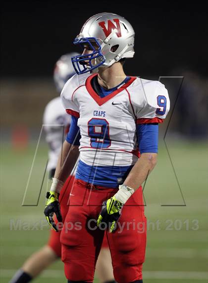 Thumbnail 2 in Hendrickson vs. Westlake (UIL 5A Bi-District Playoff) photogallery.