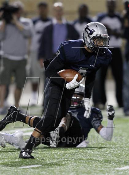 Thumbnail 1 in Hendrickson vs. Westlake (UIL 5A Bi-District Playoff) photogallery.