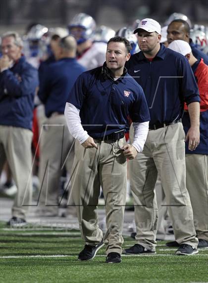 Thumbnail 2 in Hendrickson vs. Westlake (UIL 5A Bi-District Playoff) photogallery.
