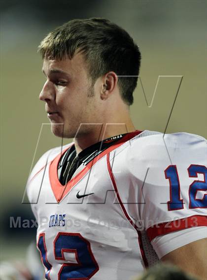 Thumbnail 2 in Hendrickson vs. Westlake (UIL 5A Bi-District Playoff) photogallery.