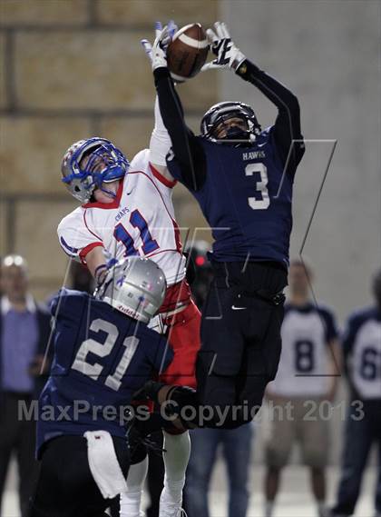 Thumbnail 2 in Hendrickson vs. Westlake (UIL 5A Bi-District Playoff) photogallery.