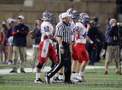 Thumbnail 3 in Hendrickson vs. Westlake (UIL 5A Bi-District Playoff) photogallery.