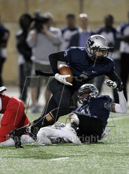 Thumbnail 3 in Hendrickson vs. Westlake (UIL 5A Bi-District Playoff) photogallery.