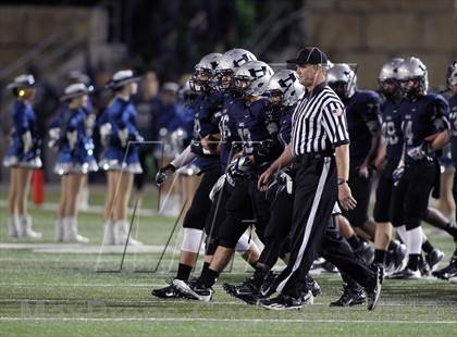 Thumbnail 3 in Hendrickson vs. Westlake (UIL 5A Bi-District Playoff) photogallery.