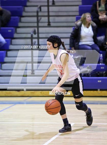 Thumbnail 3 in Anchor Bay @ Utica Eisenhower photogallery.