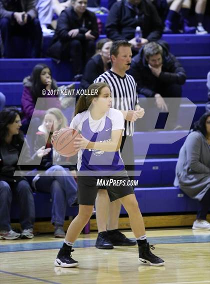 Thumbnail 3 in Anchor Bay @ Utica Eisenhower photogallery.