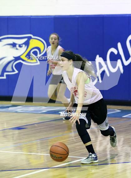 Thumbnail 2 in Anchor Bay @ Utica Eisenhower photogallery.