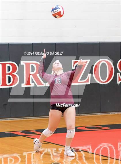Thumbnail 2 in Brazos vs Columbia photogallery.