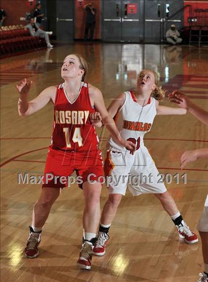 Thumbnail 3 in Mission Viejo vs. Rosary (Nike Extravaganza) photogallery.
