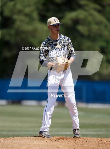 Thumbnail 3 in Oakton vs. Western Branch (VHSL 6A Semifinal) photogallery.