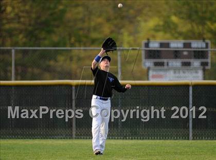 Thumbnail 3 in Vernon Hills @ Benton photogallery.