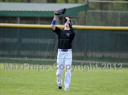 Thumbnail 3 in Vernon Hills @ Benton photogallery.