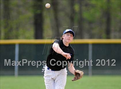Thumbnail 2 in Vernon Hills @ Benton photogallery.