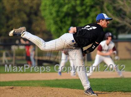 Thumbnail 1 in Vernon Hills @ Benton photogallery.