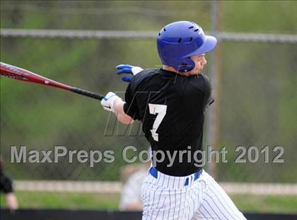 Thumbnail 3 in Vernon Hills @ Benton photogallery.