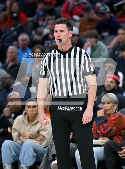Thumbnail 3 in Chatsworth vs. Jesuit (CIF State D2 Final) photogallery.