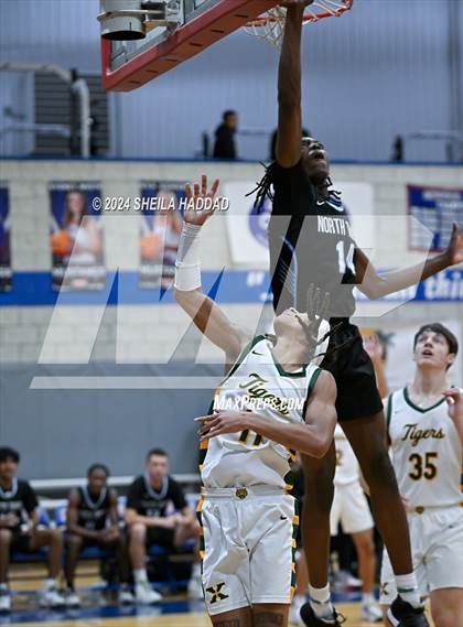 Thumbnail 2 in North Tampa Christian Academy vs St Xavier (Sun Bash Tampa) photogallery.