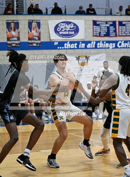 Thumbnail 1 in North Tampa Christian Academy vs St Xavier (Sun Bash Tampa) photogallery.