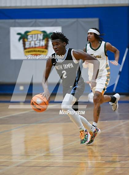 Thumbnail 3 in North Tampa Christian Academy vs St Xavier (Sun Bash Tampa) photogallery.