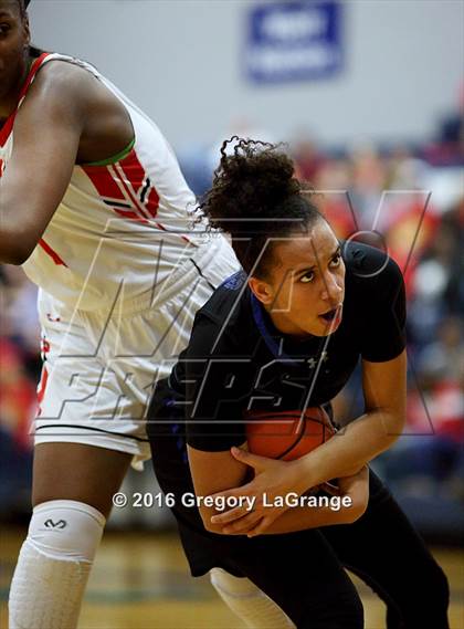 Thumbnail 3 in Plano West vs. South Grand Prairie photogallery.