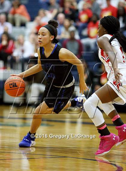 Thumbnail 2 in Plano West vs. South Grand Prairie photogallery.