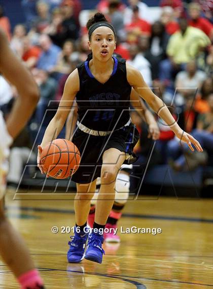 Thumbnail 2 in Plano West vs. South Grand Prairie photogallery.