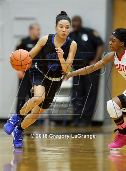 Thumbnail 3 in Plano West vs. South Grand Prairie photogallery.